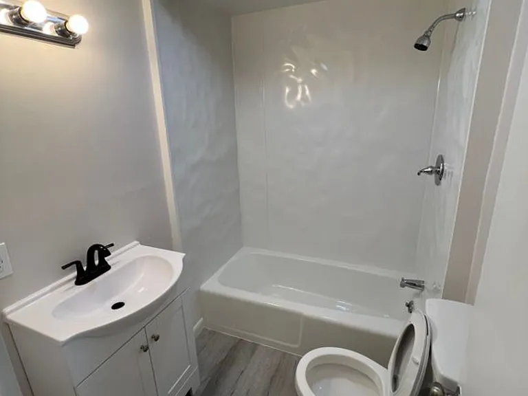 34 Heroux Ave #1 — Photo 4