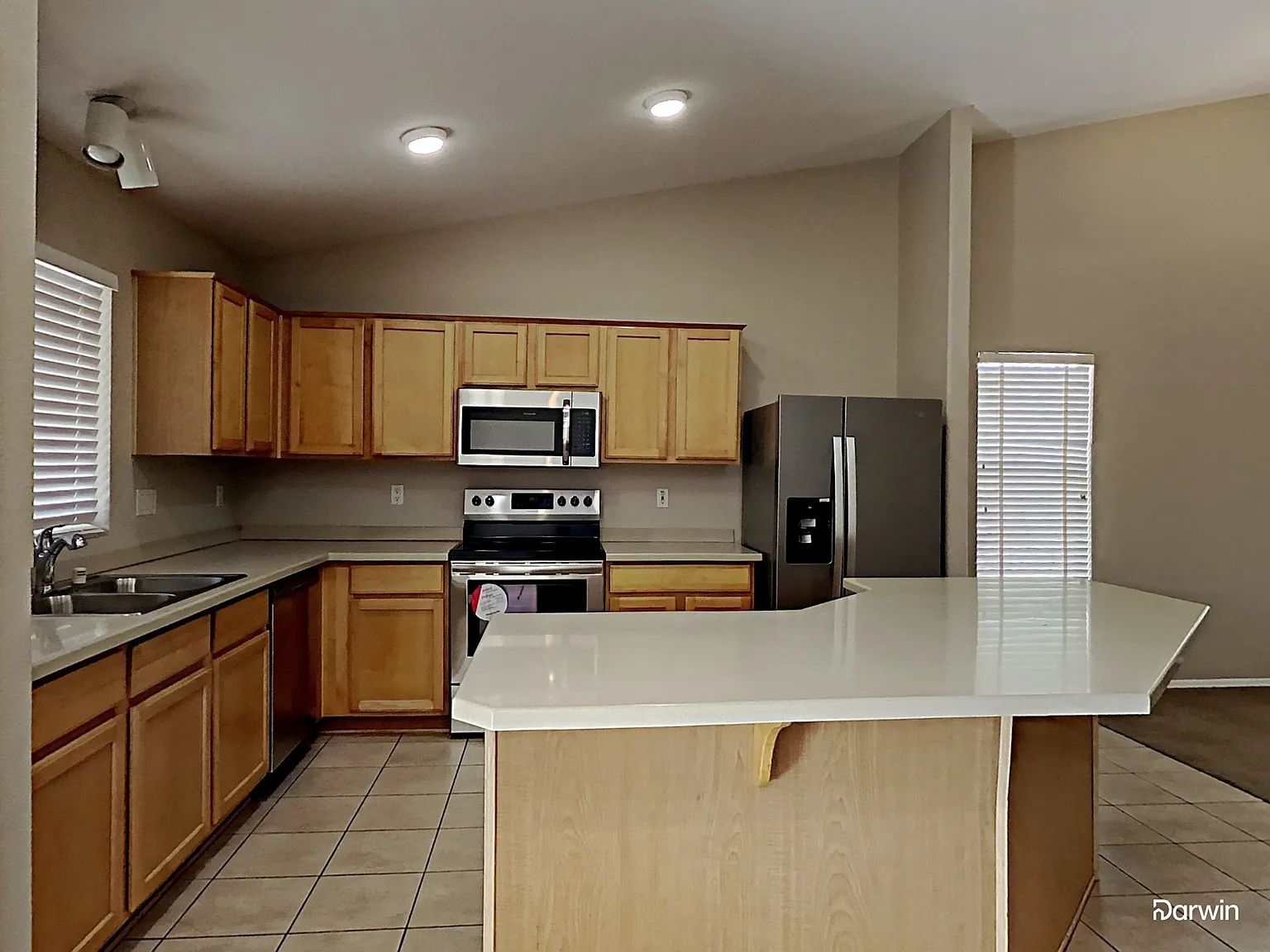 3 bed, 2.0 bath, 1883 sqft, $1,795 — Photo 3