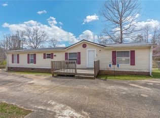 522 Raines Rd, Easley, SC 29640