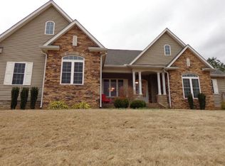 129 Cobblestone Dr, Springville, TN 38256