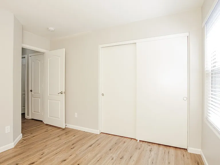 25029 W Illini St — Photo 11