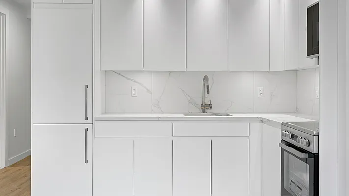 Rented by Nooklyn NYC LLC | media 41