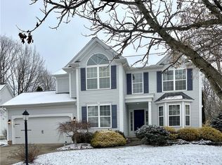 2971 Ravineview Cir, Stow, OH 44224