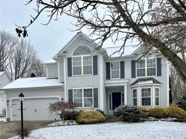 2971 Ravineview Cir, Stow, OH 44224