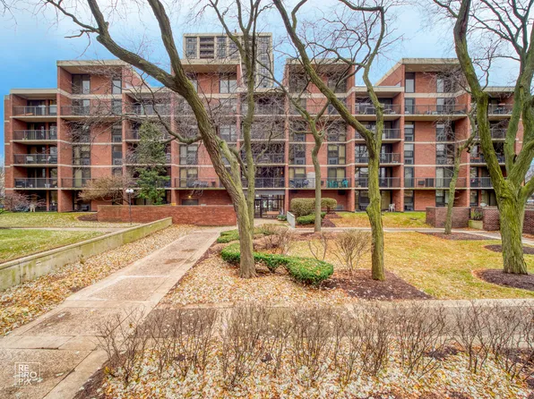 2941 S Michigan Ave APT 107, Chicago, IL 60616