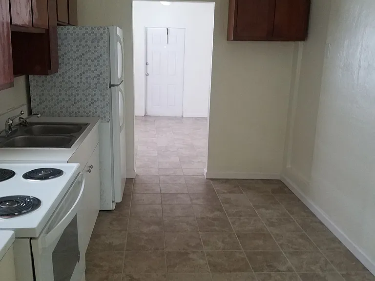 3166 La Paloma Ave #N — Photo 7
