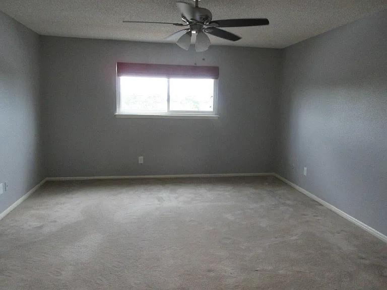 14551 Misty Meadow Ln — Photo 17