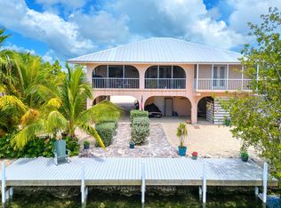 17144 Coral Dr, Sugarloaf Key, FL 33042