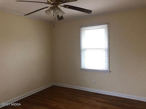 5th image of 605 Herring Dr