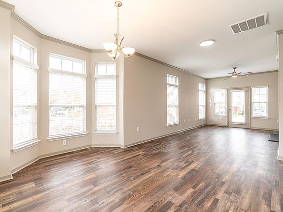 Dining / living area