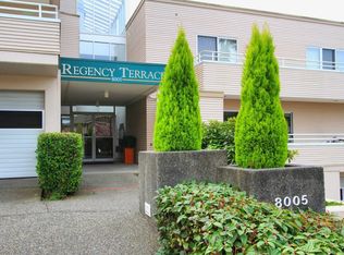8005 SE 33rd Pl APT E, Mercer Island, WA 98040