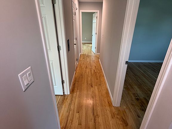 5th image of 10005 Circle Dr