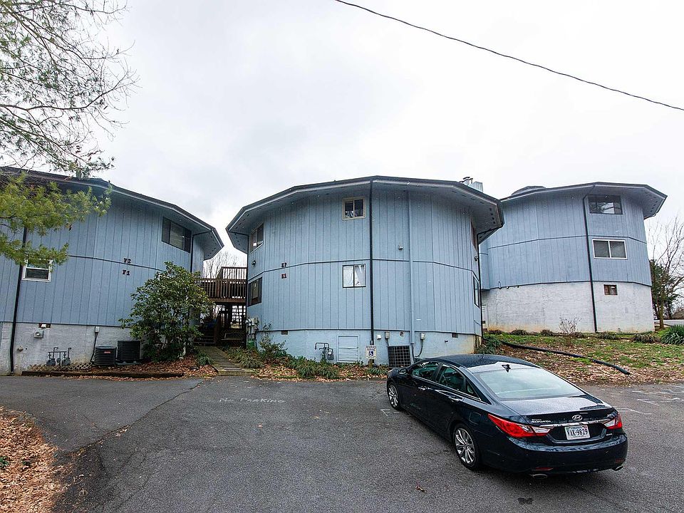 1st image of 44 Knoll Dr #B-1
