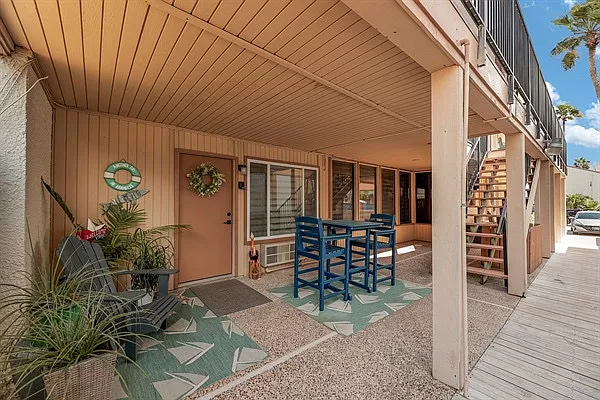 200 W Kingfish St #E-102 — Photo 7