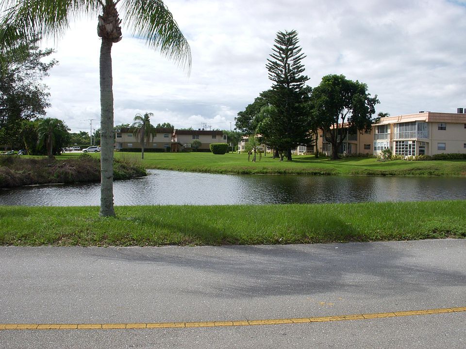 1st image of 701 Brittany Park #O