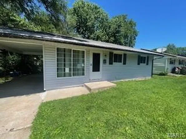 95 Florissant Park Dr, Florissant, MO 63031