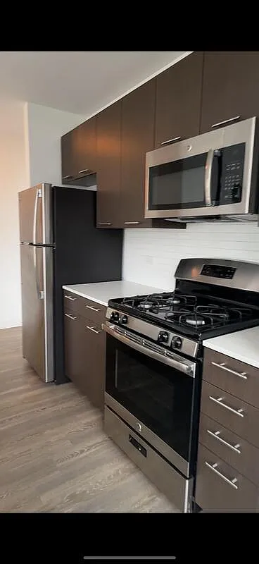 Studio, 1.0 bath, 509 sqft, $2,066 — Photo 2