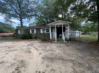 1900 River Birch Dr, Sumter, SC 29150