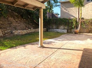 937 Woodgrove Dr, Cardiff, CA 92007