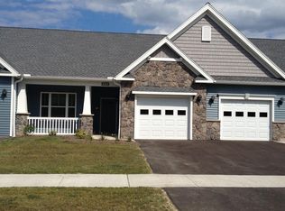 6280 Cedar Creek Way, Farmington, NY 14425
