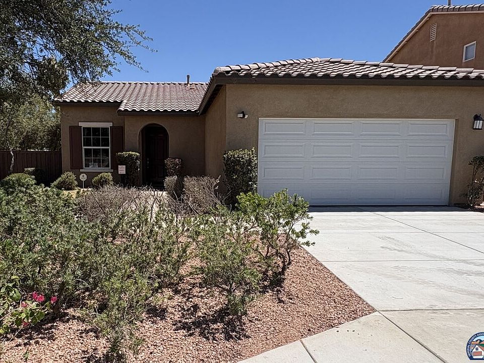 1st image of 661 Costa Azul St
