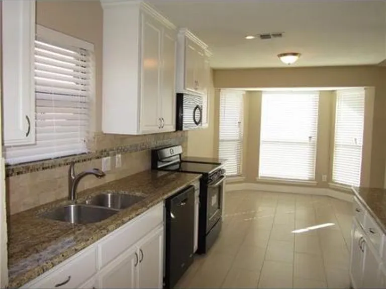 7059 S Meadow Dr E — Photo 3