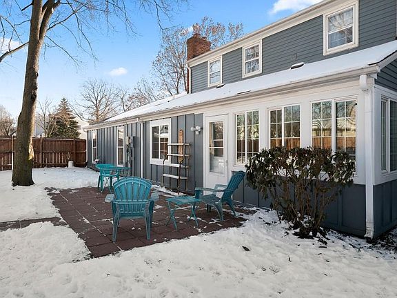 3rd image of 6631 Pawawna Dr