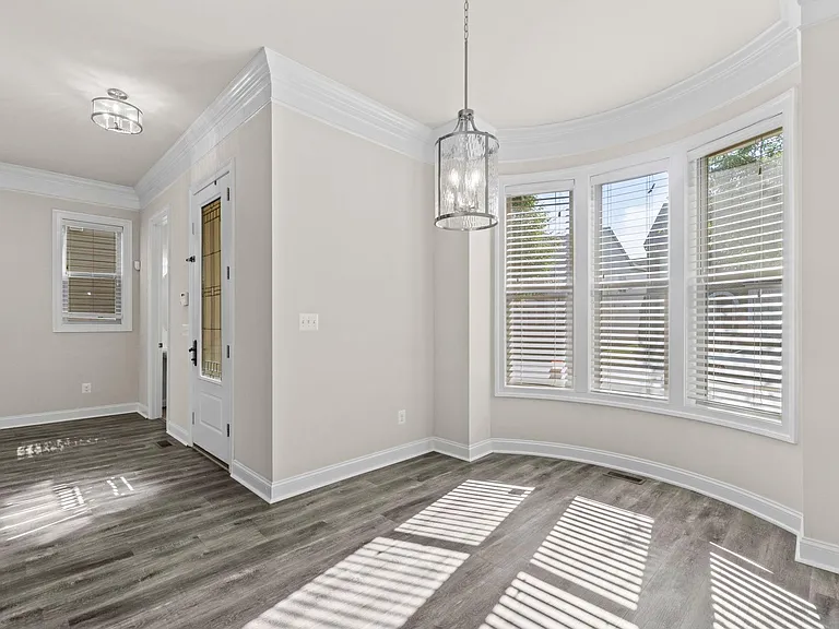 20617 Exchange St — Photo 11