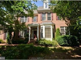 2181 Harithy Dr, Dunn Loring, VA 22027