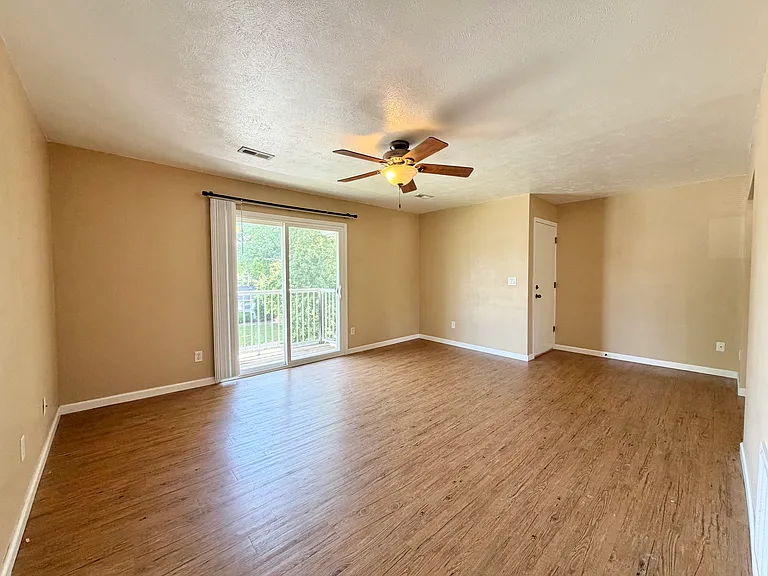 801 Deerfield Rd #2 — Photo 7