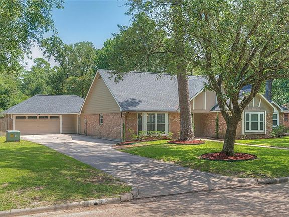 4th image of 2107 Hidden Creek Dr