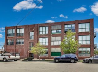 2654 W Medill Ave APT 302, Chicago, IL 60647