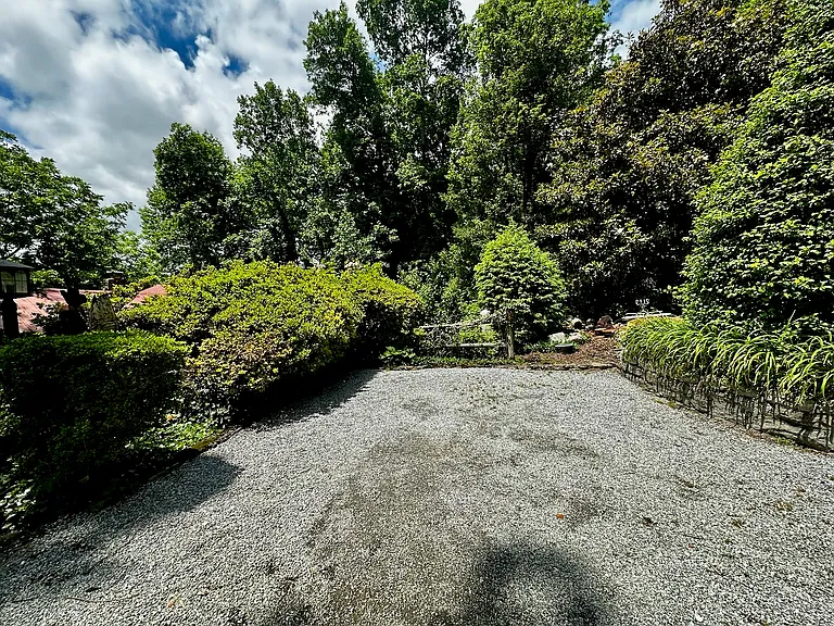 707 Maybank Dr — Photo 36