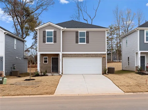 203 Yellowstone Trl, Gray Court, SC 29645