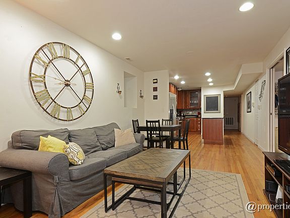 Living Room/Dining Room
