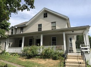 13 Nonantum Pl #1R, Newton, MA 02458