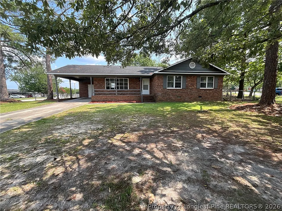 1365 Greenock Ave