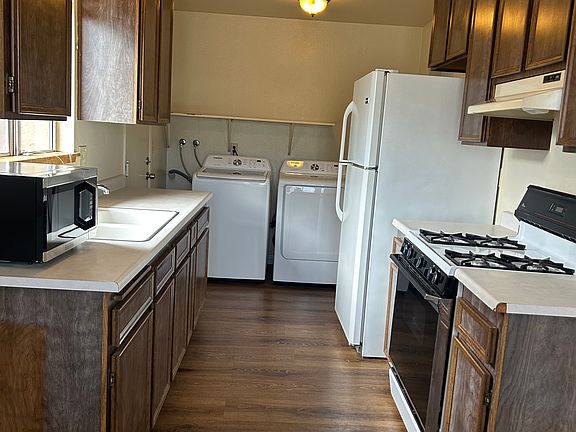 4th image of 605 Solano Dr