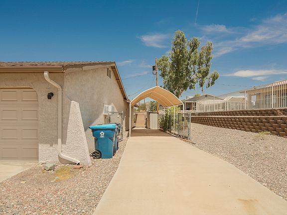 4th image of 596 Knobhill Dr