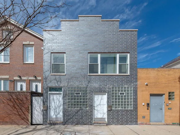 524 N Ashland Ave, Chicago, IL 60622