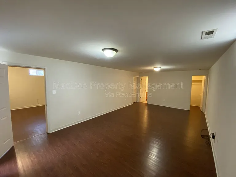 405 Pratt St — Photo 10