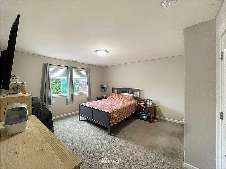 2102 SW Nautical St — Photo 4