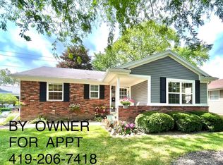 505 Meadow Springs Rd, Maumee, OH 43537