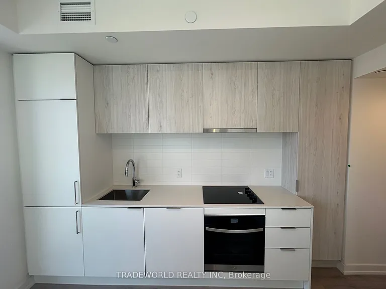 89 Church St #2603 — Photo 6
