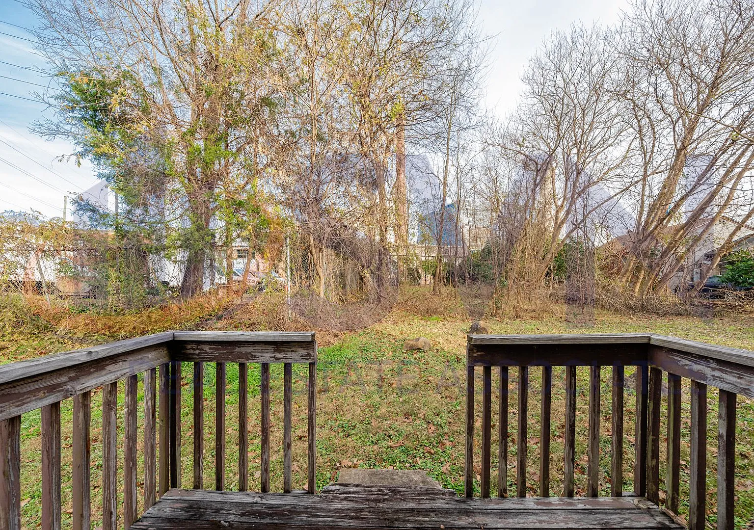 407 S. Merritt Mill Road — Photo 3