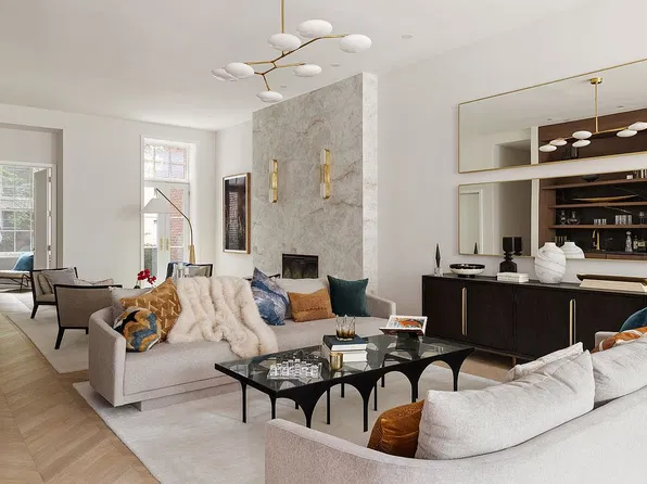 436 W 20th St, New York, NY 10011
