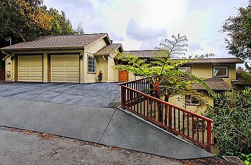 4th image of 39 Castle Rock Dr
