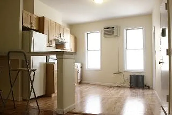 Rented by Living New York | media 17