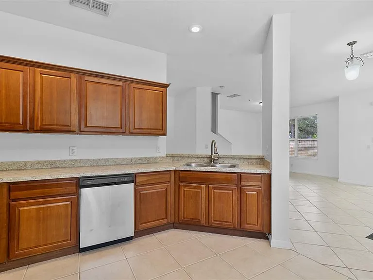 3520 San Jacinto Cir — Photo 23