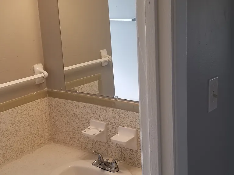 1287 Halcomb Ln #1287 — Photo 6